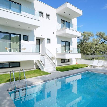 לימנאס Nuevo Suites מראה חיצוני תמונה