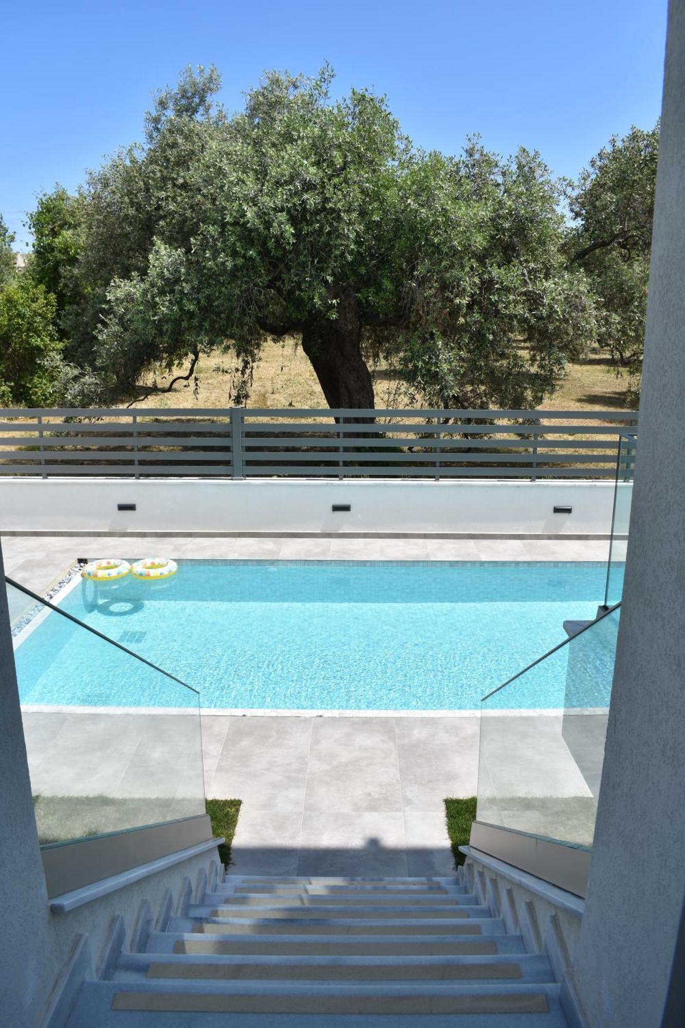 לימנאס Nuevo Suites מראה חיצוני תמונה