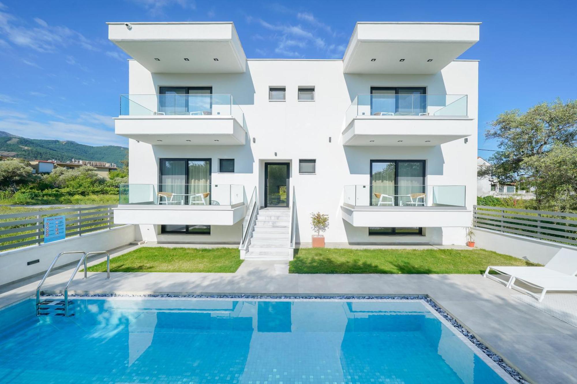 לימנאס Nuevo Suites מראה חיצוני תמונה