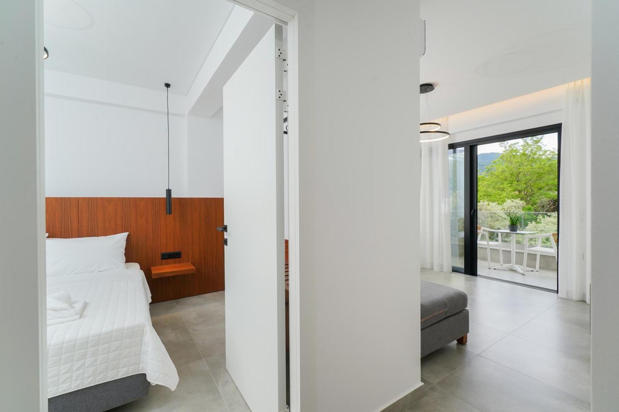 לימנאס Nuevo Suites מראה חיצוני תמונה