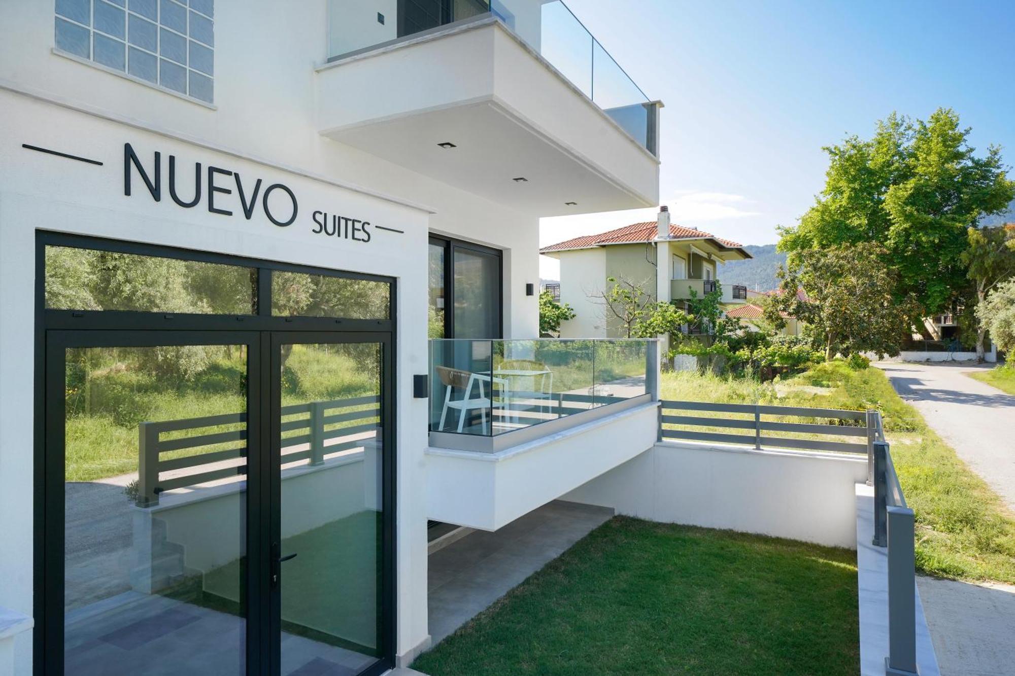לימנאס Nuevo Suites מראה חיצוני תמונה